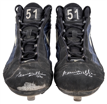 2002 Bernie Williams Yankees Game Used & Signed Nike Cleats - Great Use! (J.T. Sports & Steiner)